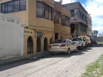 EN VENTA AMPLIO DEPARTAMENTO EN CHILLOGALLO SUR DE QUITO