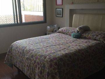 CASA EN EN EL CORAZON DE COYOACAN 400 M2 4 REC, 3 ESTACIONAMIENTOS, ROOF GARDEN COL. EL CARMEN