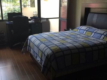 CASA EN EN EL CORAZON DE COYOACAN 400 M2 4 REC, 3 ESTACIONAMIENTOS, ROOF GARDEN COL. EL CARMEN