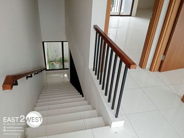 Dijual Rumah Baru Cluster Placido Foresta BSD City Tangerang Bagus Nyaman Siap Huni Lokasi Asri Strategis