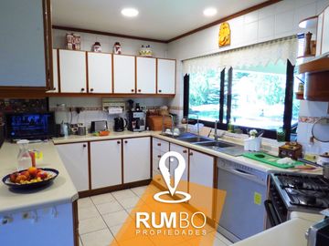 GRAN CASA en Parcela Ruta Villarrica - Pucón