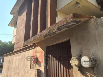 Casa en Venta Cumbres 4to Sector a Una Cuadra de Av Leones, Monterrey, NL