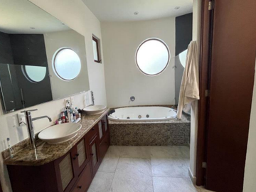 SE VENDE MUY HERMOSA Y AMPLIA CASA EN COND. PARQUE REAL, PARQUE REAL, QUINTANA ROO