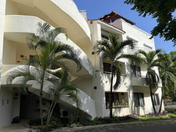 SE VENDE MUY HERMOSA Y AMPLIA CASA EN COND. PARQUE REAL, PARQUE REAL, QUINTANA ROO