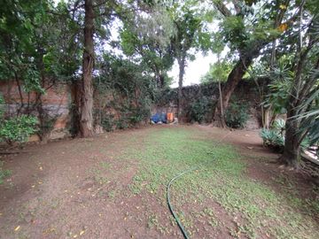 Venta De Casa Con Alberca Y Muy Bien Ubicada En Delicias, Cuernavaca