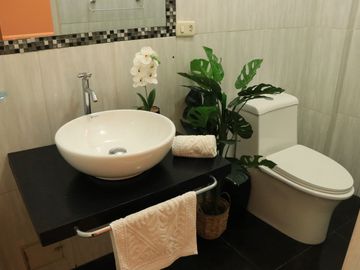 DUPLEX EN VENTA EN CONDOMINIO - LOMA BLANCA - PIURA