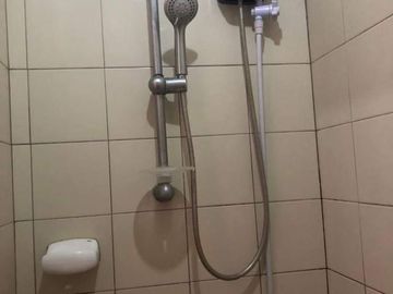 Rush Sale: Furnished Studio Unit at Studio One Alabang - Cyberzone Northgate Park