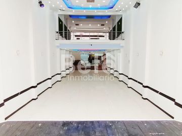 En Venta Casa Comercial en la mejor zona turística de Cuenca solo a 5 pasos del mirador de Turi