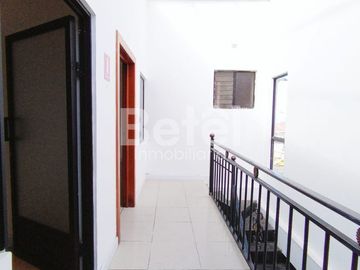 En Venta Casa Comercial en la mejor zona turística de Cuenca solo a 5 pasos del mirador de Turi