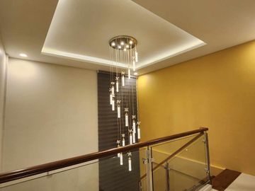 Pre-owned Fully Furnished 4-Bedroom House and Lot for sale in Sta. Rosa Laguna