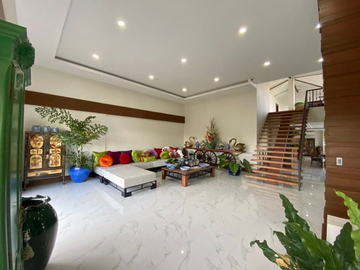 FOR SALE - House and Lot in White Plains Subd., Brgy. White Plains, Quezon City