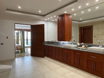 FOR SALE - House and Lot in White Plains Subd., Brgy. White Plains, Quezon City