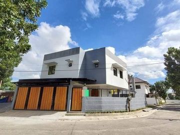 SEMI-FURNISHED MODERN HOME NEAR S&R AND NLEX 3BR 3T&B WITH SWIMMING POOL CORNER LOT