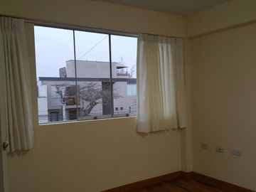 ALQUILER MINI DPTO. LA CAPULLANA SURCO