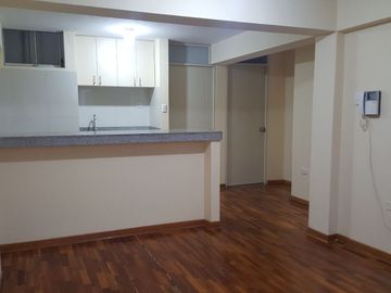 ALQUILER MINI DPTO. LA CAPULLANA SURCO