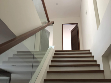 Interior Brand New House & Lot Don Antonio Heights Q.C. Philhomes - Kenneth Matias