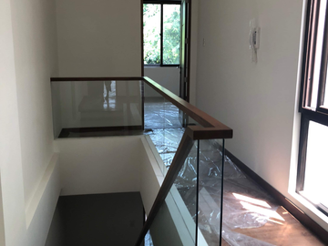 Interior Brand New House & Lot Don Antonio Heights Q.C. Philhomes - Kenneth Matias