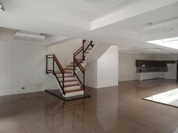 For Sale! Duplex House and Lot 4 Bedroom in Antipolo Valley Subdivision
