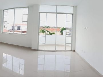 Casa de venta en urbanización en manta zona sur