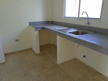 Casa de venta en la Urbanización Durán City, 3 dormitorios, por estrenar.