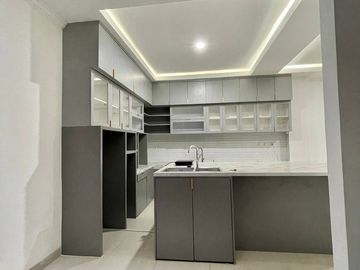 Dijual Rumah Serpong BSD City Tangerang Akses Lebar 2 Lantai Harga Murah