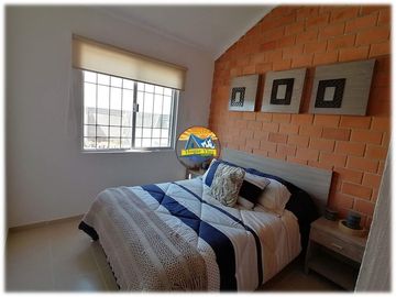 Casas con alberca excelente ubicación