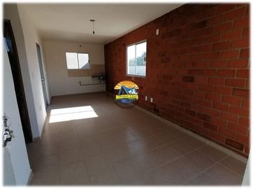 Casas con alberca excelente ubicación