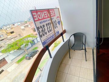 Venta de cómodo departamento en San Borja - Pentagonito