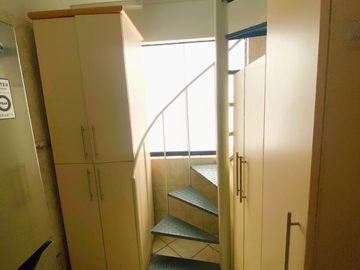 Venta de cómodo departamento en San Borja - Pentagonito
