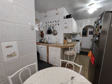 Casa remodelada en venta - Alborada IX etapa cerca de CC La Rotonda y City Mall