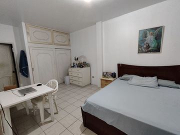 Casa remodelada en venta - Alborada IX etapa cerca de CC La Rotonda y City Mall