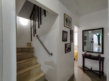 Casa remodelada en venta - Alborada IX etapa cerca de CC La Rotonda y City Mall