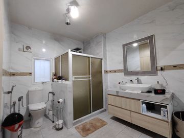 Casa remodelada en venta - Alborada IX etapa cerca de CC La Rotonda y City Mall
