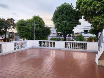 Casa remodelada en venta - Alborada IX etapa cerca de CC La Rotonda y City Mall