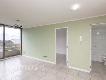2 Dormitorios + 1 Baño + Bodega en el Centro de Santiago, Metro Matta (L3) .