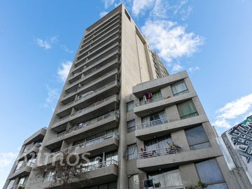 2 Dormitorios + 1 Baño + Bodega en el Centro de Santiago, Metro Matta (L3) .