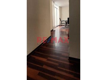 Vendo Depa 1° Piso De 92 M2 + Estacionamiento En Alameda Del Golf $99,000. ID 1074196
