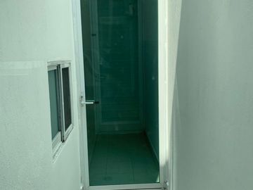 Vendo casa en Parque Habana