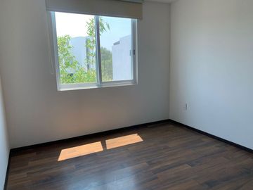 Vendo casa en Parque Habana