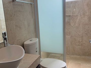 Vendo casa en Parque Habana