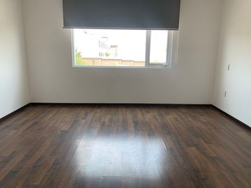 Vendo casa en Parque Habana