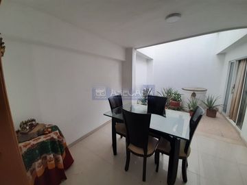 VENDO HERMOSO APARTAMENTO TIPO CASA UBICACION ESTRATEGICA