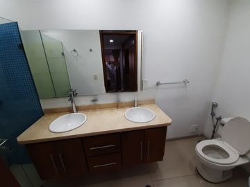 VENDO HERMOSO APARTAMENTO TIPO CASA UBICACION ESTRATEGICA
