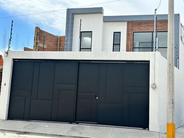 CASA EN VENTA EN APIZACO SANTA ANITA