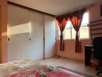 CONFORTBALE CASA EN ZONA RESIDENCIAL