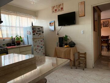 CONFORTBALE CASA EN ZONA RESIDENCIAL