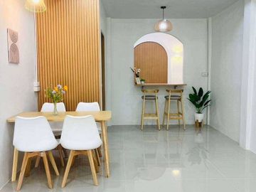 ขายทาวน์เฮ้าส์ 2 ชั้นรีโนเวทใหม่ หมู่บ้านบัวทอง 2 นนทบุรี  ใกล้รถไฟฟ้าสถานีคลองไผ่ เซ็นทรัลเวสต์เกต  รหัสทรัพย์ : T8065