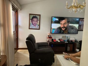 venta casa de un piso al frente del lago de la babilla - ciudad jardín.