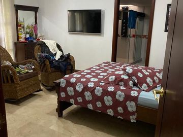 venta casa de un piso al frente del lago de la babilla - ciudad jardín.