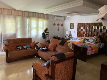 venta casa de un piso al frente del lago de la babilla - ciudad jardín.